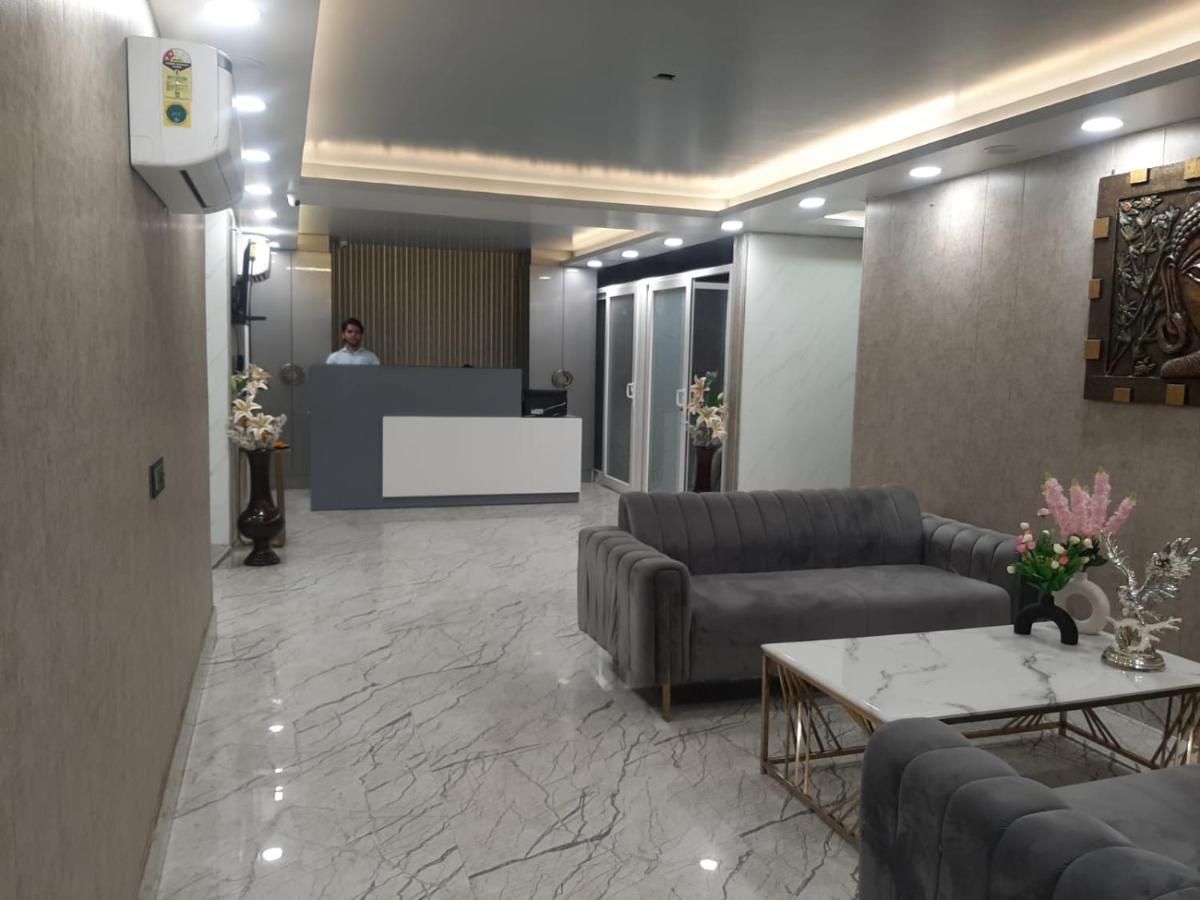 Karan Holidays Delhi  Exterior foto