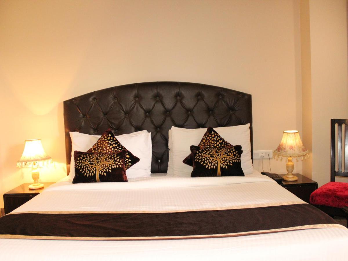 Karan Holidays Delhi  Exterior foto