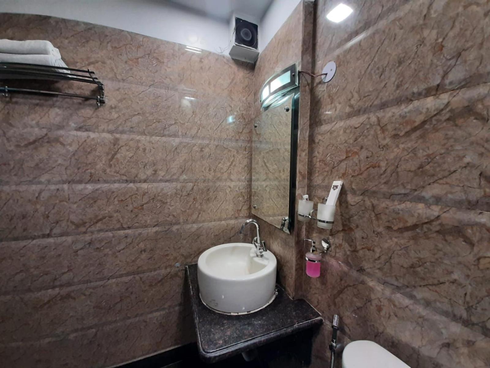 Karan Holidays Delhi  Exterior foto